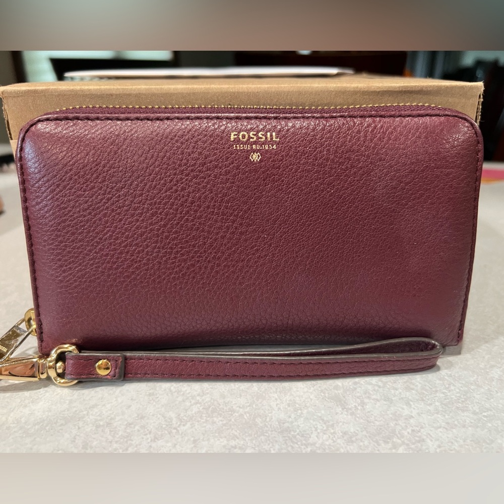 Fossil Wallet
